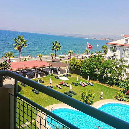 Mutlu Hotel 2*