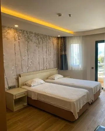 Mutlu Hotel