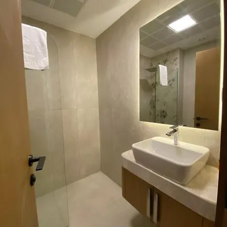 Mutlu Hotel